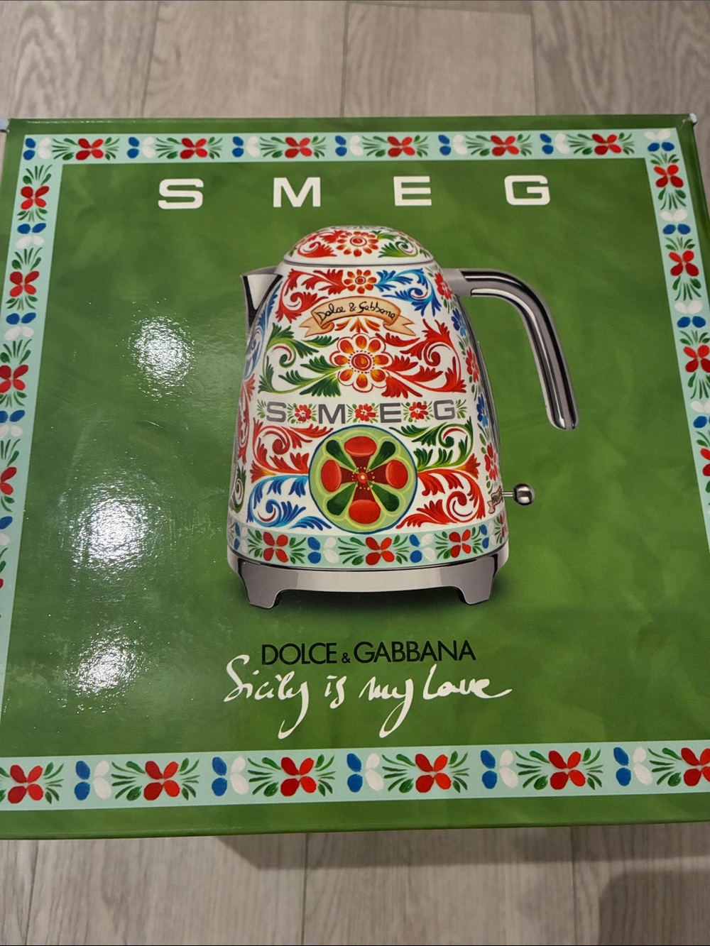 Brand New Smeg Dolce & Gabbana  Kettle - Sicily Is My Love